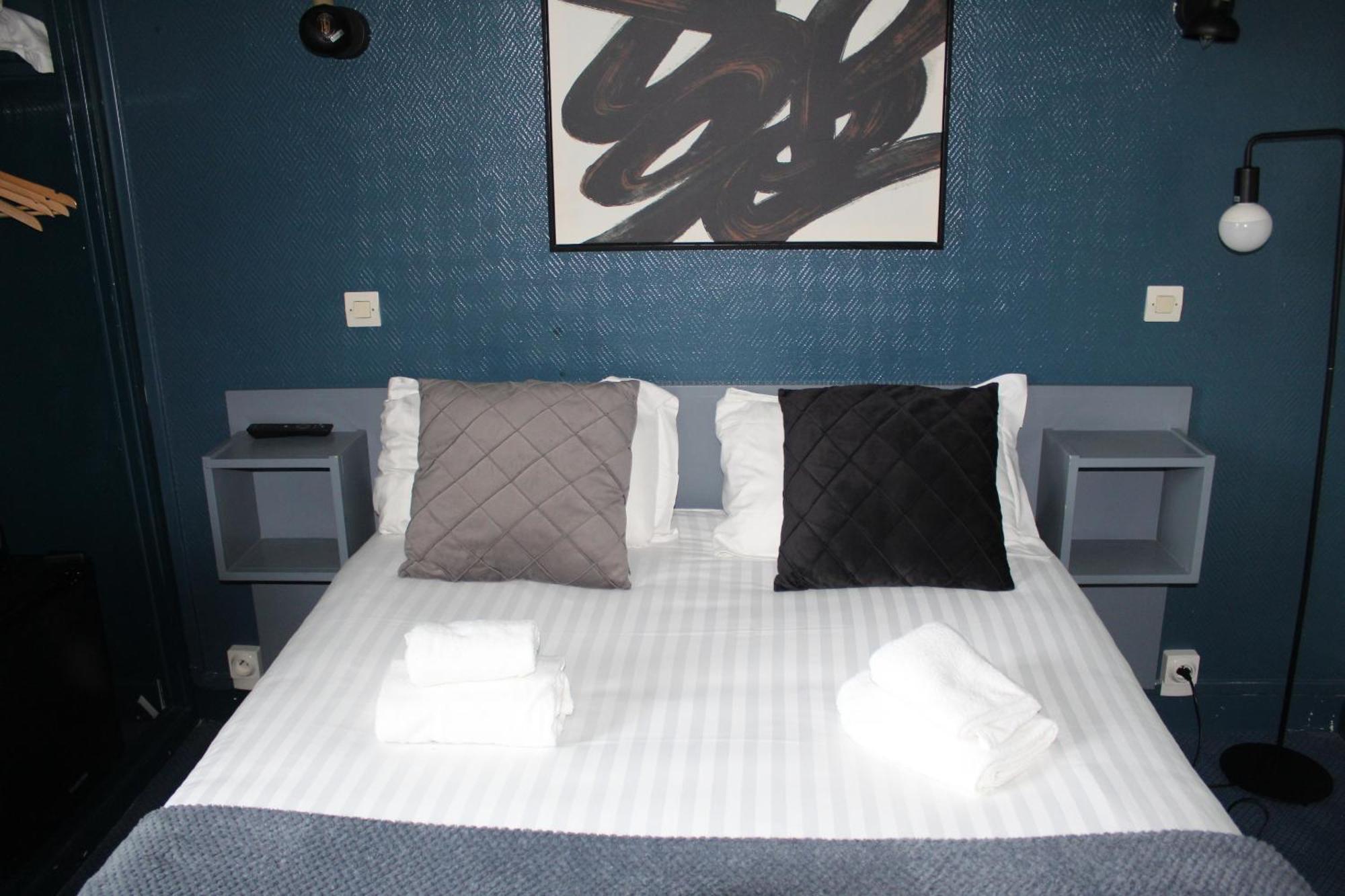 Hotel Des Pins Jullouville-les-Pins Pokój zdjęcie