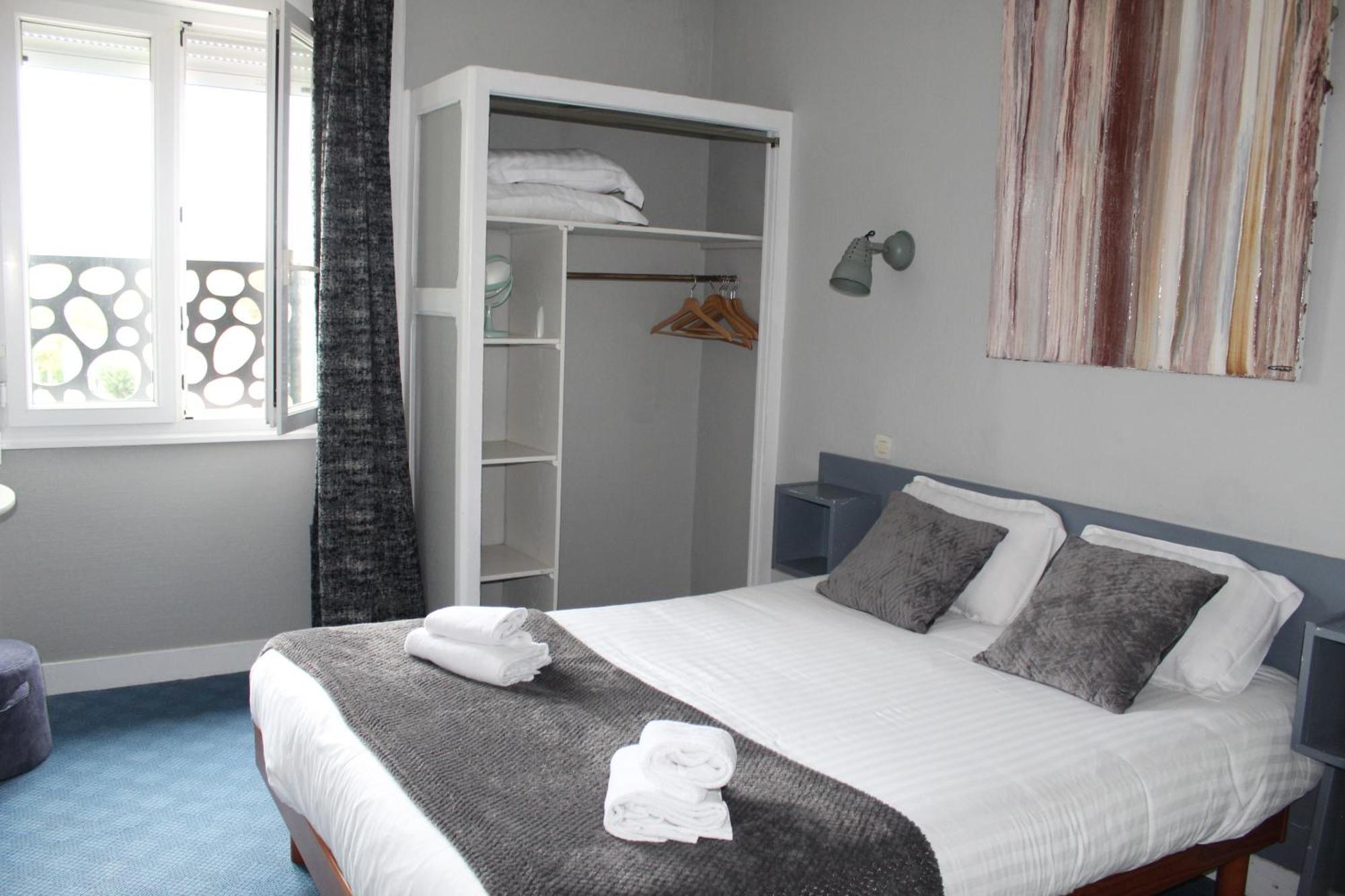 Hotel Des Pins Jullouville-les-Pins Pokój zdjęcie